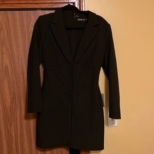 Lavish Alice size 8 Tuxedo dress. Never worn tags still attached.